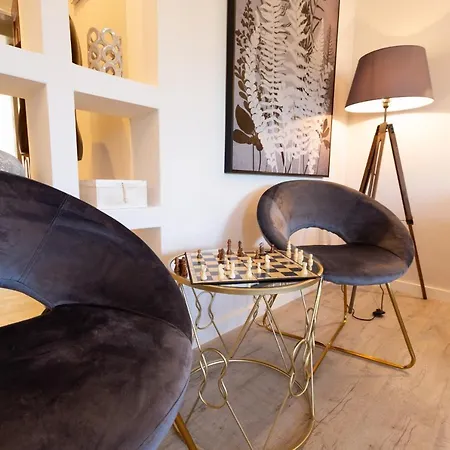 Beachome4u3 * Carcavelos (Lisbon)