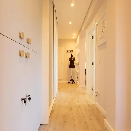 Beachome4u3 Carcavelos (Lisbon)