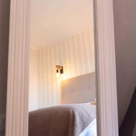 Beachome4u3 Carcavelos (Lisbon)