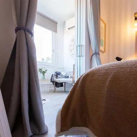 Beachome4u3 Carcavelos (Lisbon)